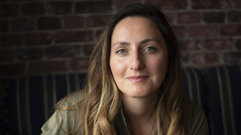 Aurélie Chazal élève le papier peint au rang d’art