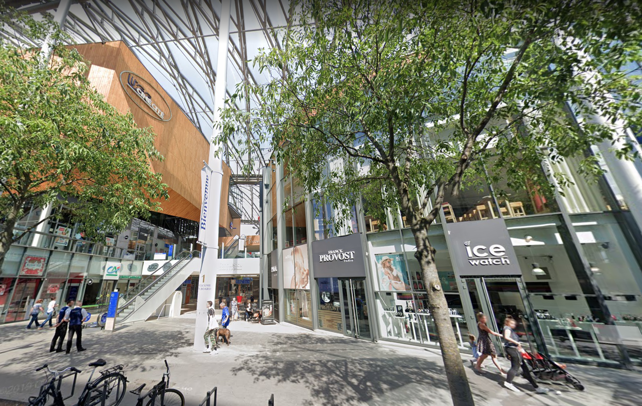 Covid-19 : Quels commerces peuvent rester ouverts pendant la crise ?