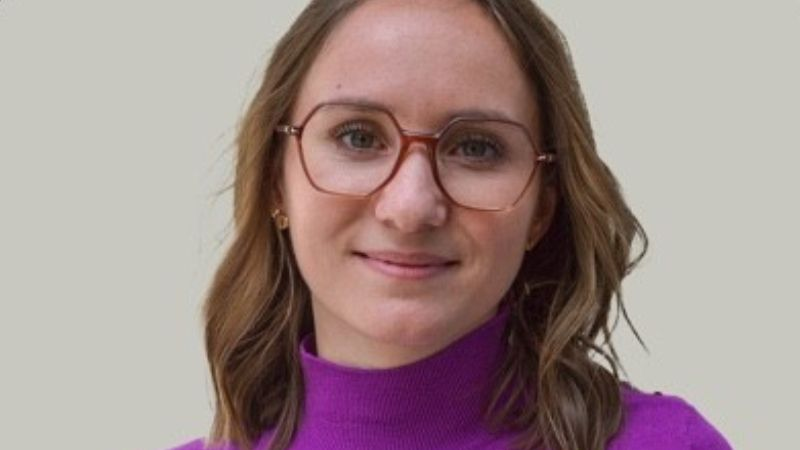 Élodie Acerbis évolue au sein de Fill Up Médias