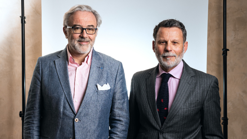 Syntagme : « Intégrer des politiques ? C’est courant à Paris »