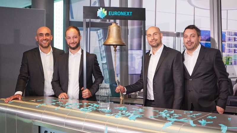 Fill Up Média met ses écrans en Bourse