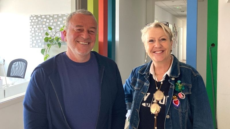 Les Gens et Vous rejoint à son tour le groupe Vertical