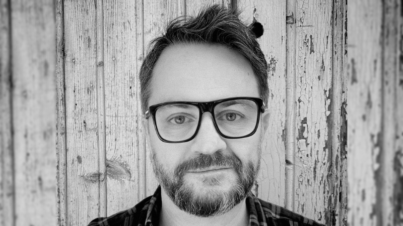 Tu deviens quoi ? JC Prince, de la plume à la scène