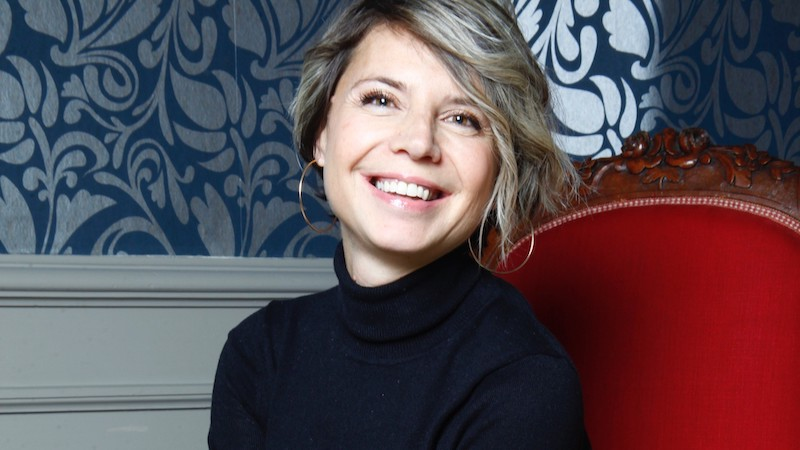 Tu deviens quoi ? Murielle Zel Boch rafraîchit la com'