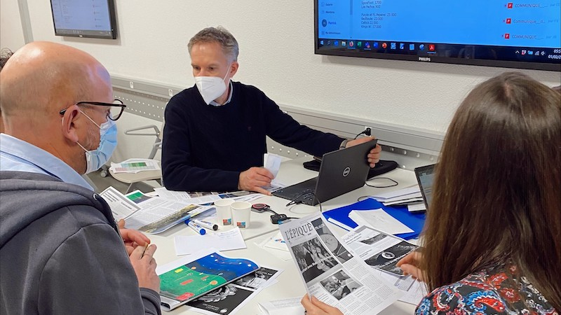 Formation : la crise se vit aussi la nuit