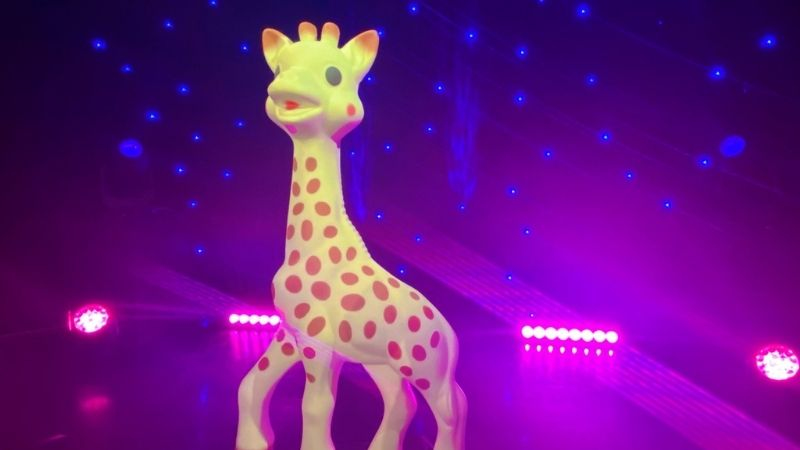 Sophie la Girafe rejoint le musée Grévin